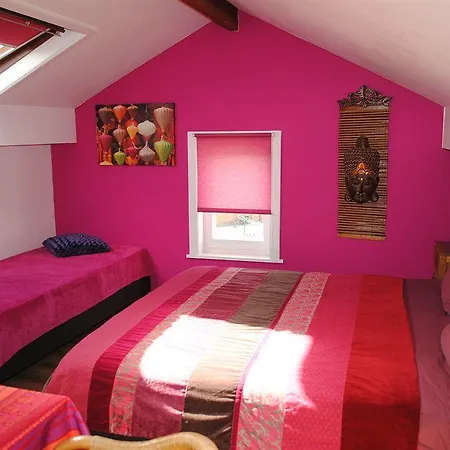 Maison Printaniere 3* بروج
