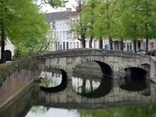 Maison Printaniere 3* Brujas